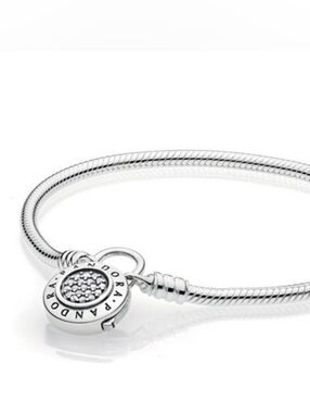 Retired Pandora Sterling Silver Smooth Pandora Signature Bracelet with Padlock
